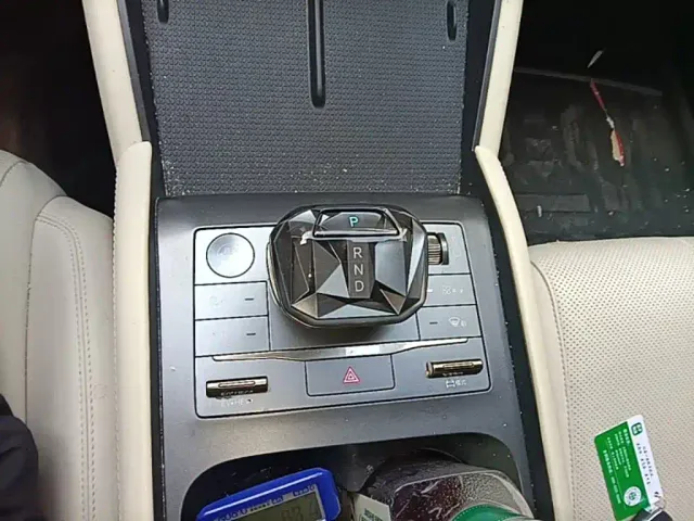 BYD Qin L — Фото автомобиля 13