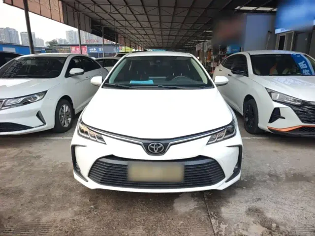 Toyota Corolla — Фото автомобиля 2