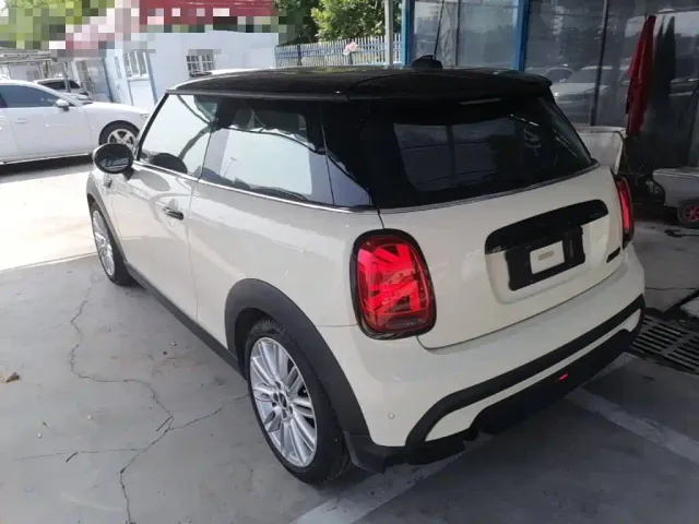 MINI Hatch — Фото автомобиля 4