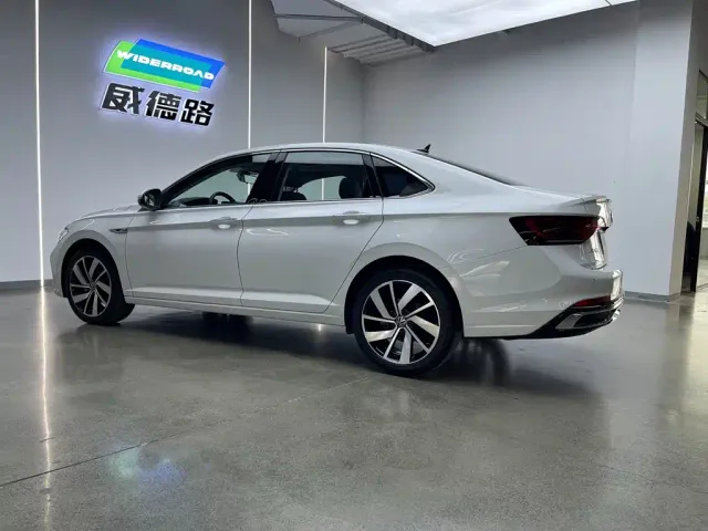 Volkswagen Sagitar — Фото автомобиля 5