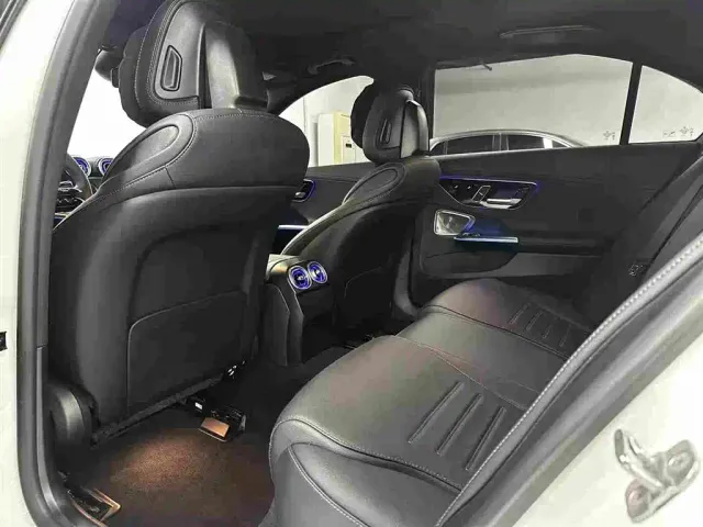 Mercedes-Benz C-Class — Фото автомобиля 15