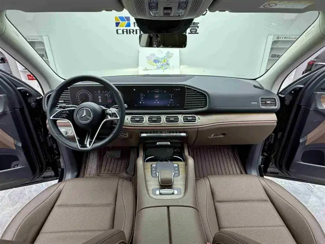 Mercedes-Benz GLE-Class — Фото автомобиля 9