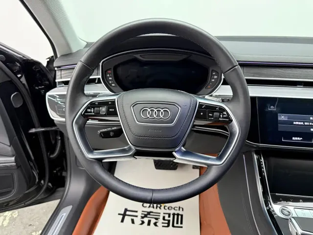Audi A8 — Фото автомобиля 11
