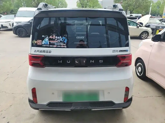 Wuling Hongguang Mini EV — Фото автомобиля 5