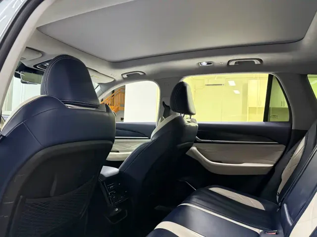 Geely Xingyue L — Фото автомобиля 15
