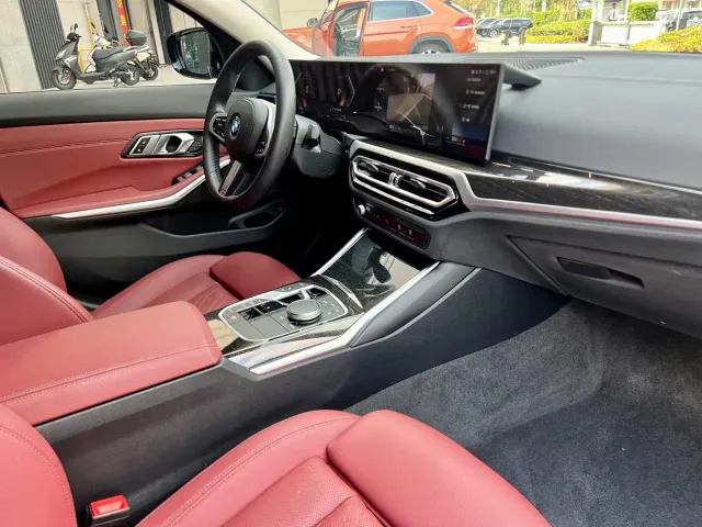 BMW 3 Series — Фото автомобиля 10