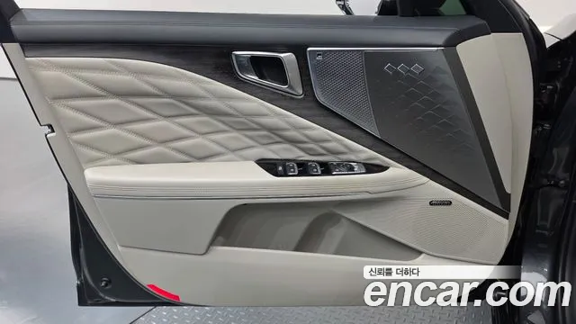 Kia K8 Hybrid — Фото автомобиля 13