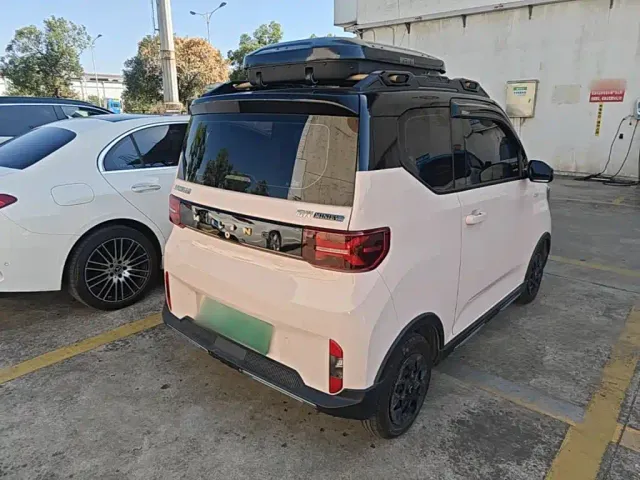 Wuling Hongguang Mini EV — Фото автомобиля 6