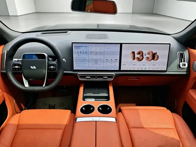 Li Auto L9 — Фото автомобиля 4
