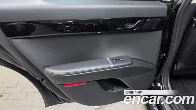 Hyundai Grandeur GN7 — Фото автомобиля 14