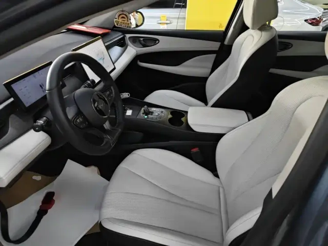 BYD Seal 05 DM-i — Фото автомобиля 14