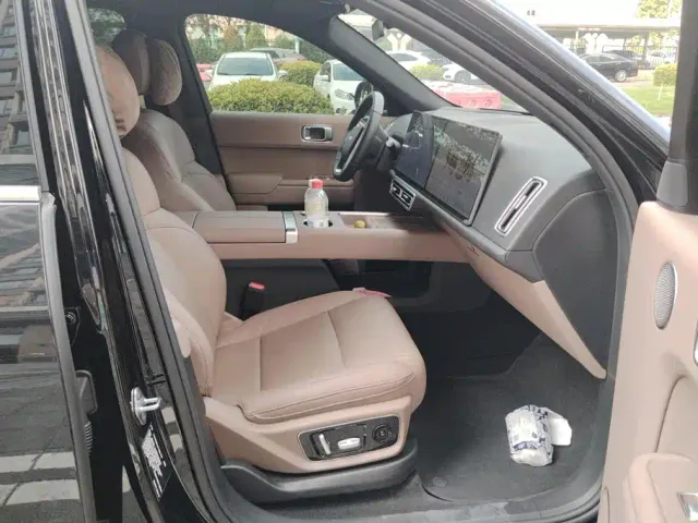 Li Auto Li Auto L7 2024 Pro — Фото автомобиля 8