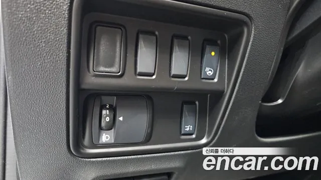 Renault-KoreaSamsung QM6 Новый QM6 2.0 LPe LE Signature 2WD — Фото автомобиля 13