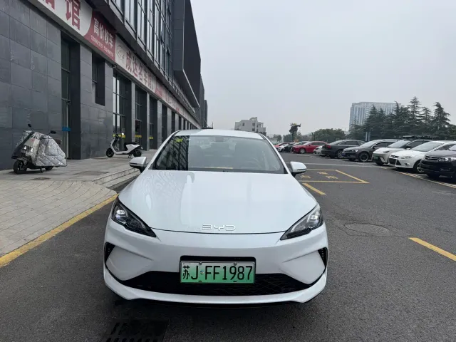 BYD Seal 05 DM-i — Фото автомобиля 3