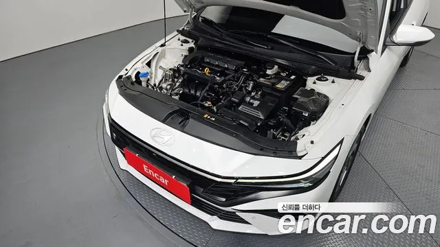 Hyundai Avante — Фото автомобиля 9