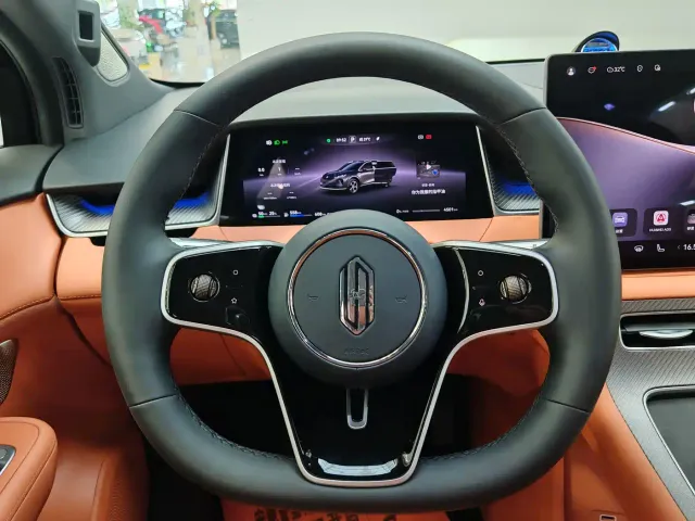Shangjie SUV — Фото автомобиля 11