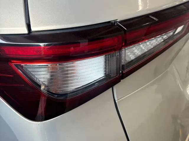 Wuling Jiachen — Фото автомобиля 14