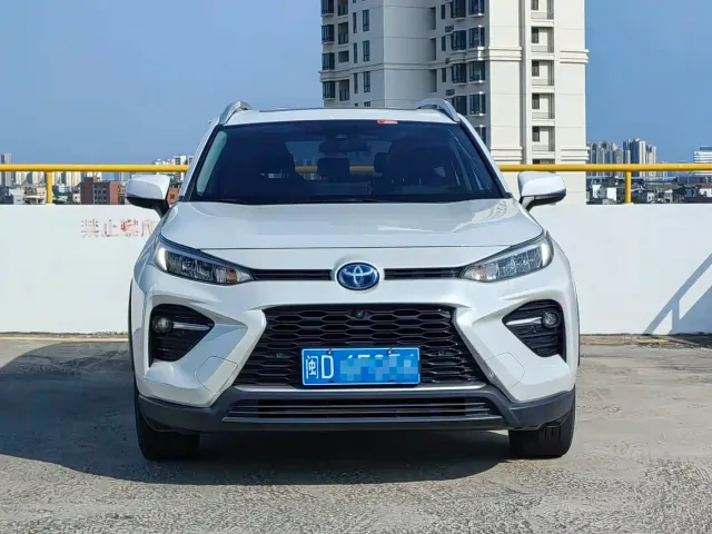 Toyota Wildlander — Фото автомобиля 2