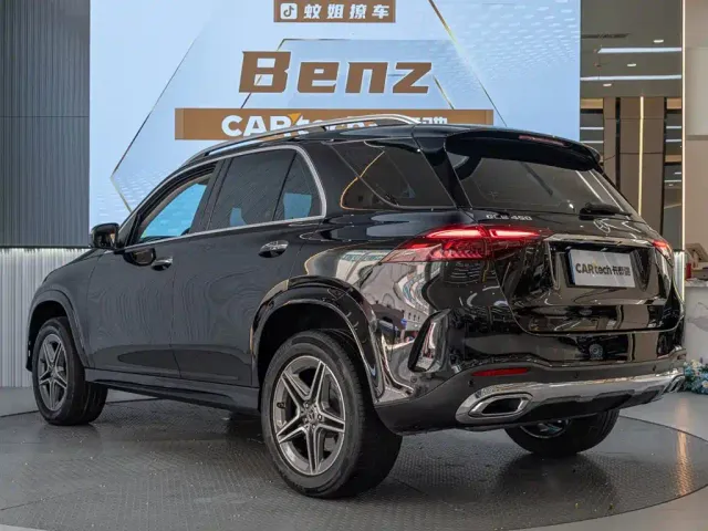 Mercedes-Benz GLE-Class — Фото автомобиля 4