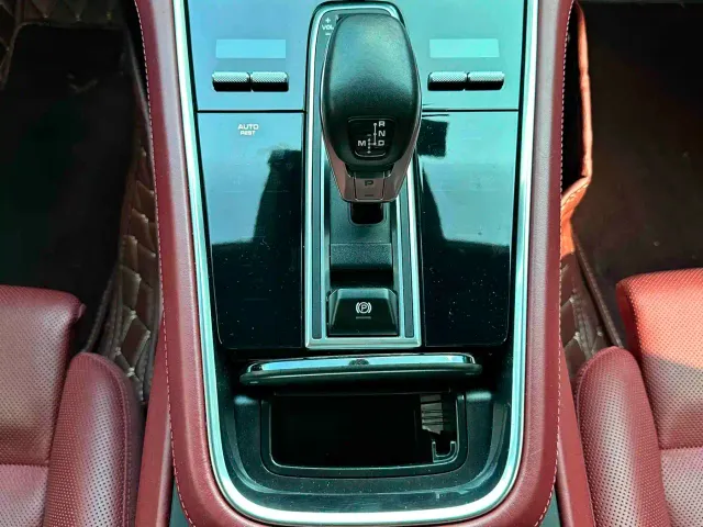 Porsche Panamera — Фото автомобиля 6