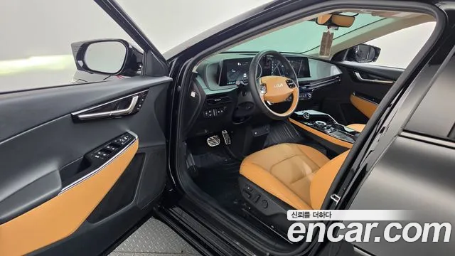 Kia EV6 — Фото автомобиля 15