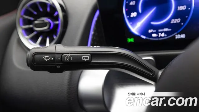 Mercedes-Benz EQB — Фото автомобиля 18
