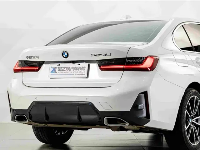 BMW 3 Series — Фото автомобиля 7