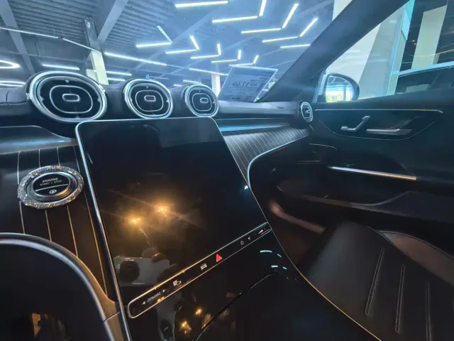 Mercedes-Benz C-Class — Фото автомобиля 12