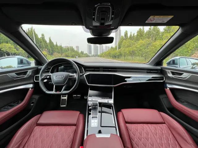 Audi S6 — Фото автомобиля 15
