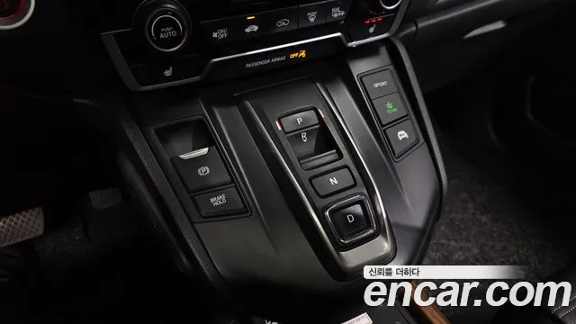 Honda CR-V Generation 5 — Фото автомобиля 9