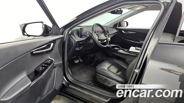 Kia EV6 — Фото автомобиля 10