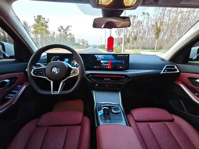 BMW i3 — Фото автомобиля 4