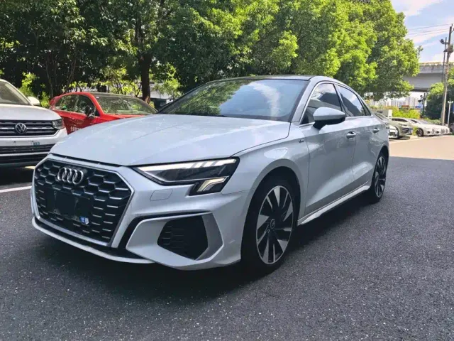 Фотография автомобиля — Audi A3