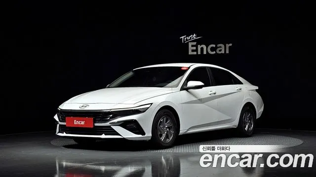 Фотография автомобиля — Hyundai Avante CN7