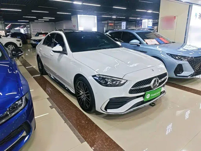 Mercedes-Benz C-Class — Фото автомобиля 3