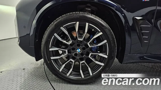 BMW X5 xDrive 40i M Sport — Фото автомобиля 5