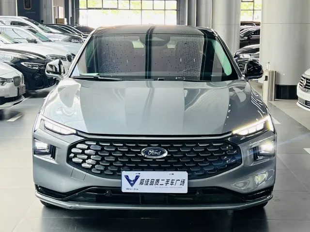 Ford Mondeo — Фото автомобиля 2