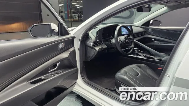 Hyundai Avante CN7 — Фото автомобиля 15