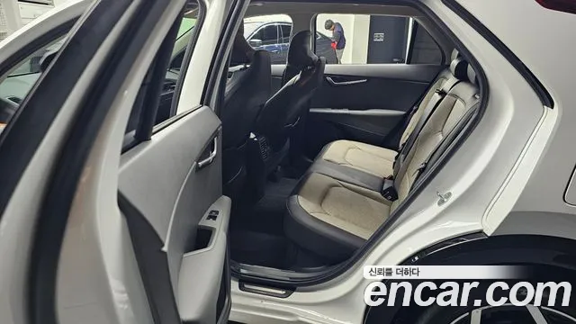 Kia Niro The All New Niro Signature — Фото автомобиля 11