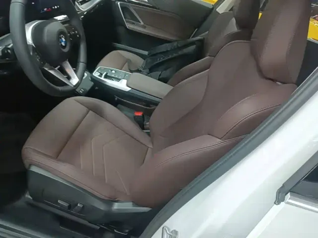 BMW X1 — Фото автомобиля 14