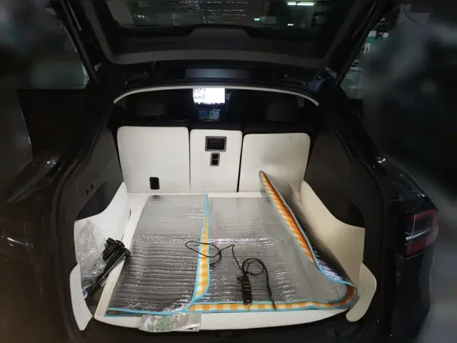 Tesla Model Y — Фото автомобиля 15