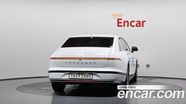 Фотография автомобиля — Hyundai Grandeur Grandeur (GN7) 2.5 Бензин 2WD