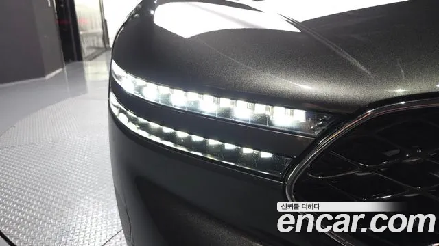 Genesis G90 Бензин 3.5 турбо AWD — Фото автомобиля 17