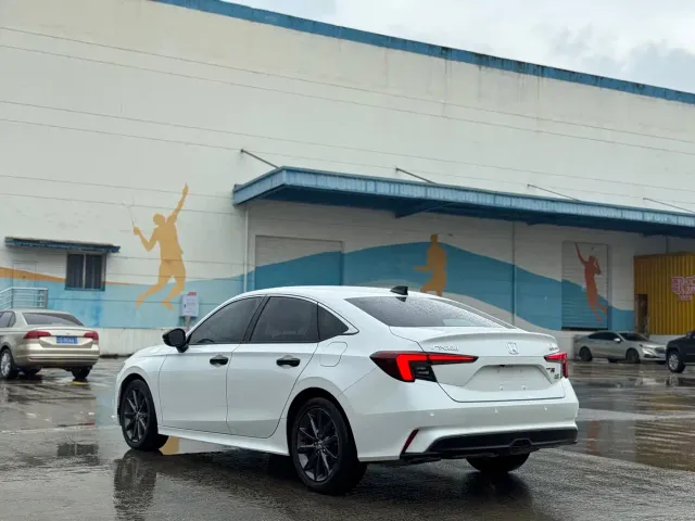 Honda Integra 2022 240TURBO CVT Luxury Edition — Фото автомобиля 4