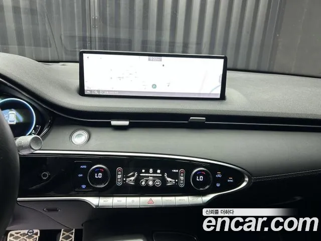 Genesis GV70 2.5T Бензин AWD — Фото автомобиля 10