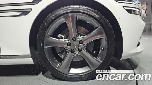Genesis G80 RG3 — Фото автомобиля 21