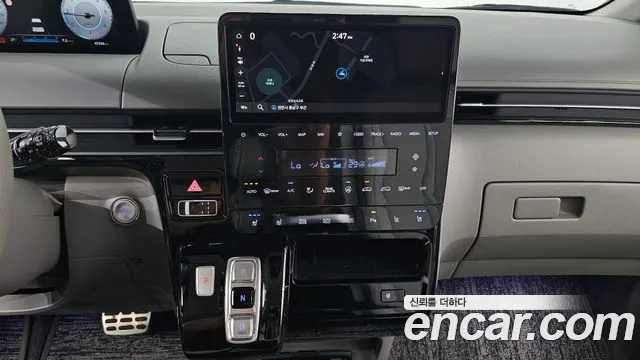 Hyundai Staria Staria 4WD Lounge 7 мест — Фото автомобиля 13