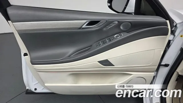 Genesis G80 RG3 — Фото автомобиля 13