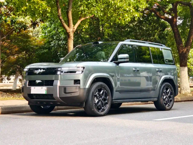 Фотография автомобиля — BYD FangChengBao Titanium 7
