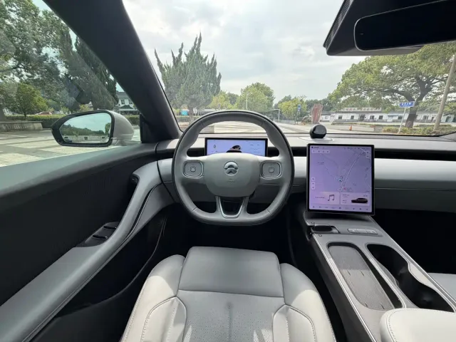 Nio ET5 Touring — Фото автомобиля 10